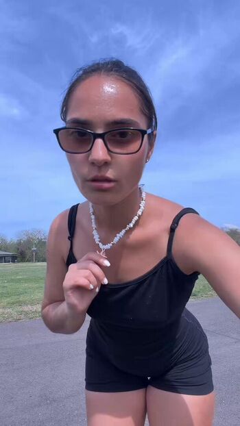 Full leaked Fizzypeach irl private photo