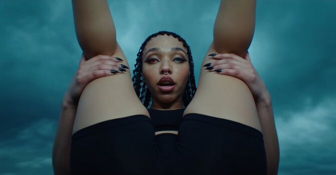 Full leaked Fka twigs private photo