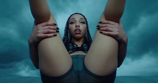 Full leaked Fka twigs private photo
