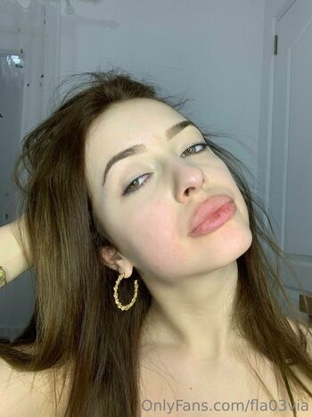 Full leaked Flavia private photo