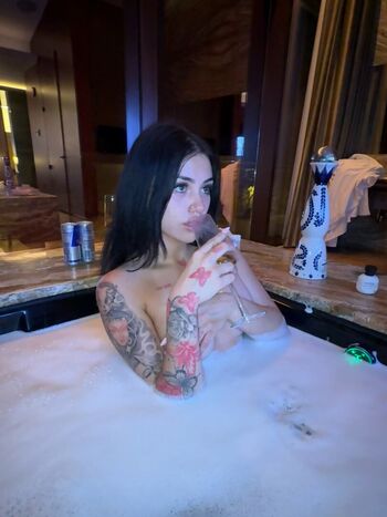 Full leaked Flakkadahustler private photo