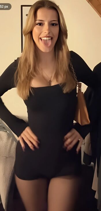 Full leaked Flavie chl private photo