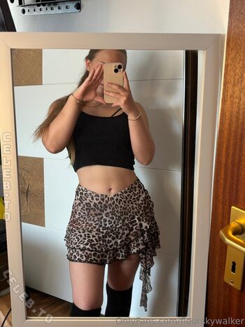 Full leaked Fleurskywalker private onlyfans photo