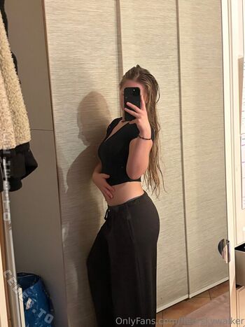 Full leaked Fleurskywalker private onlyfans photo