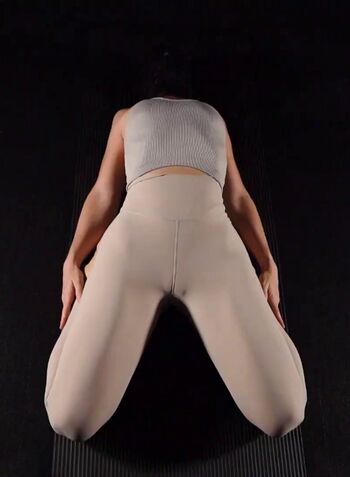 Flexible Beauties