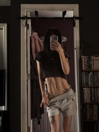 Full leaked Flirtyfairy private photo