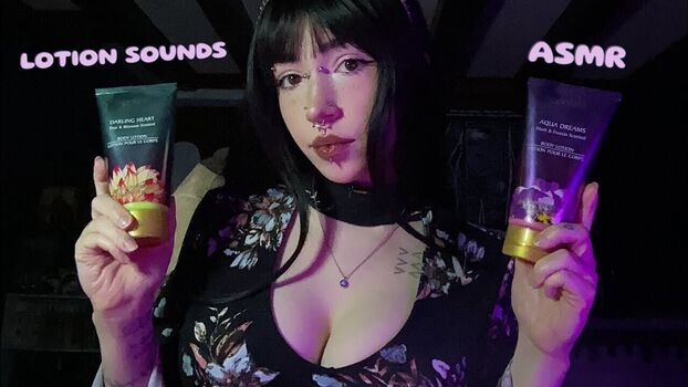 Full leaked Flodaasmr private photo