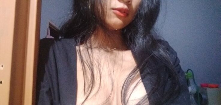 Full leaked Flomoroll private photo