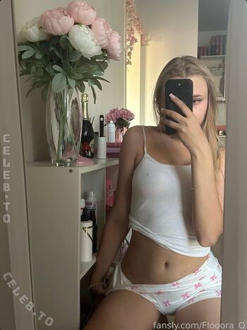 Full leaked Flooora o private photo