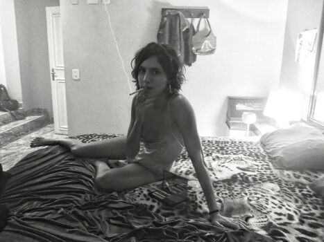 Full leaked Flora camolese private photo