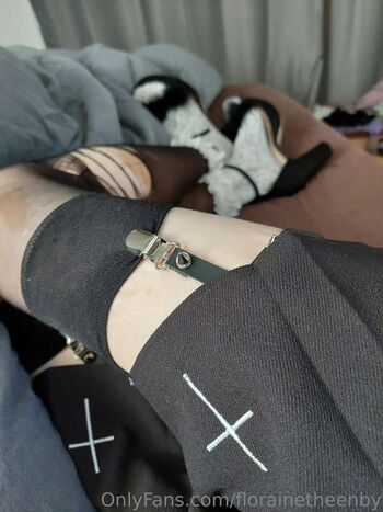 Full leaked Floraine the enby private onlyfans photo