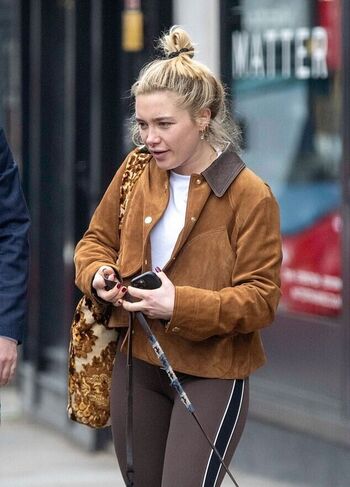 Full leaked Florence pugh private onlyfans photo