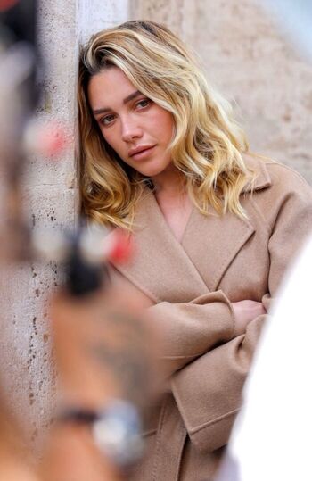 Full leaked Florence pugh page private photo