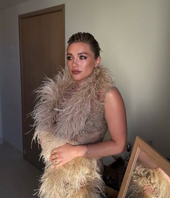 Full leaked Florence pugh private photo