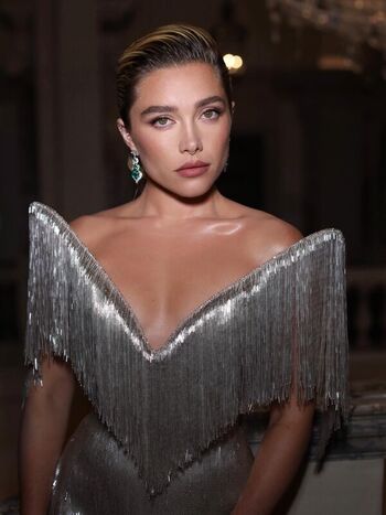 Full leaked Florence pugh private photo