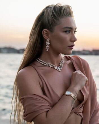 Full leaked Florence pugh page private photo