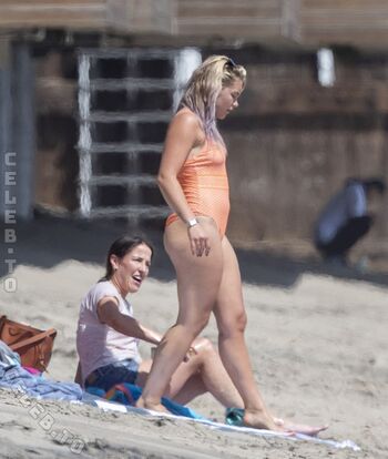 Full leaked Florence pugh private photo
