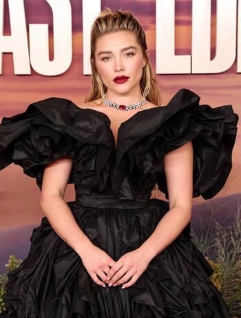 Full leaked Florence pugh page private photo