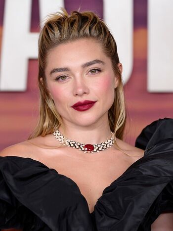Full leaked Florence pugh page private photo