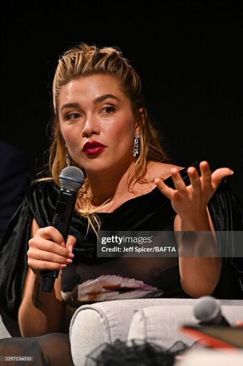 Full leaked Florence pugh page private photo
