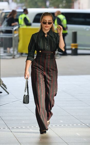 Full leaked Florence pugh page private photo
