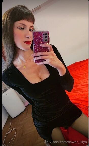 Full leaked Flower liliya private photo