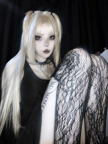 Full leaked Flutterow private onlyfans photo