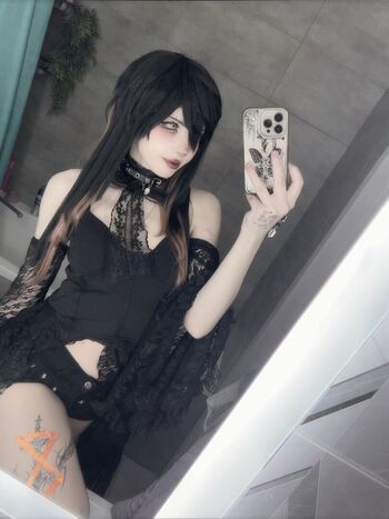 Full leaked Flutterow private onlyfans photo