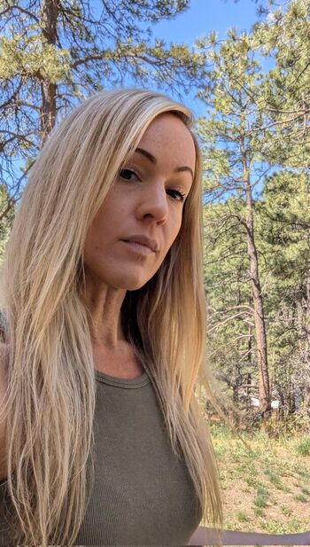 Full leaked Forestmommy private photo