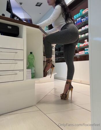 Full leaked Foxiee feet private onlyfans photo