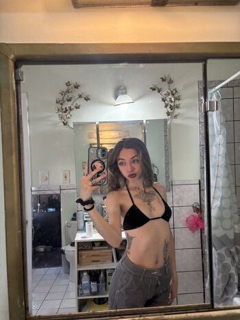 Full leaked Foxxydiabla private onlyfans photo