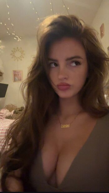 Full leaked Foxymegan private onlyfans photo