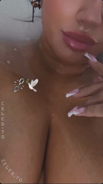Full leaked Foxyone offziell private onlyfans photo