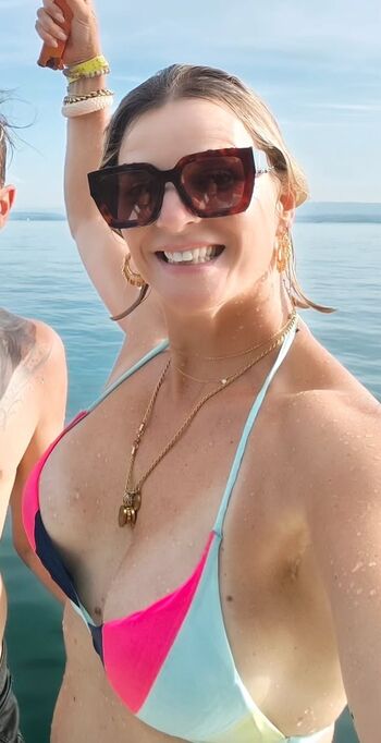 Full leaked France pierron private photo