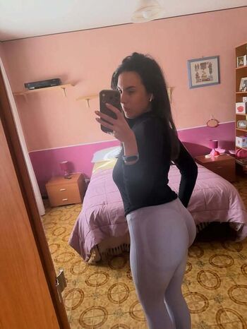 Full leaked Francesca pinto private photo