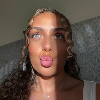 Full leaked Franditellaa private onlyfans photo