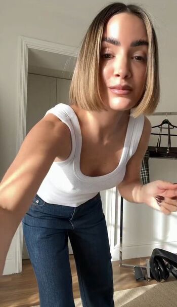 Full leaked Frankie bridge private onlyfans photo