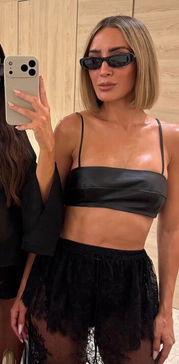 Full leaked Frankie bridge  page private photo
