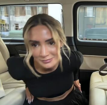 Full leaked Frankie bridge private photo