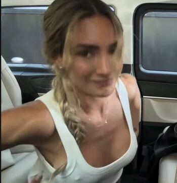 Full leaked Frankie bridge private photo