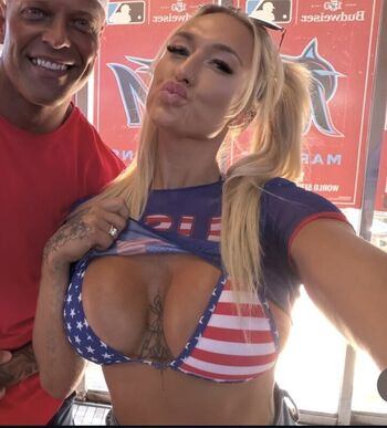 Full leaked Frankieesuee private photo