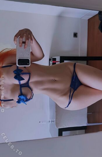 Full leaked Fraoulaa private photo