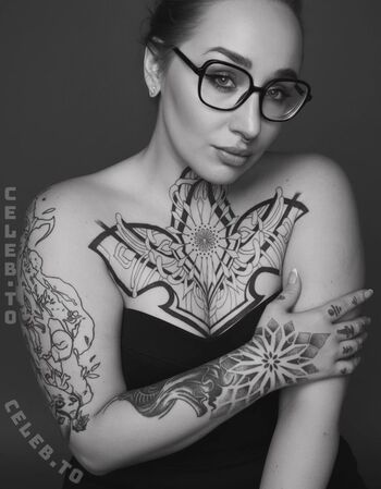 Full leaked Frau kopf private onlyfans photo