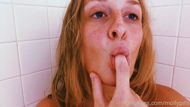 Full leaked Freemollypills private photo