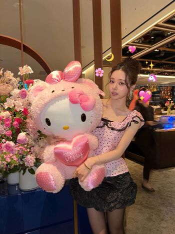 Full leaked Freezia private onlyfans photo