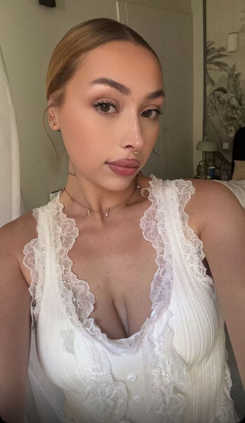 Full leaked Frenchrapqueen private photo