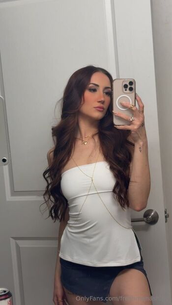 Full leaked Freshmenashley private photo