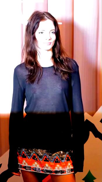 Full leaked Freya allan private photo