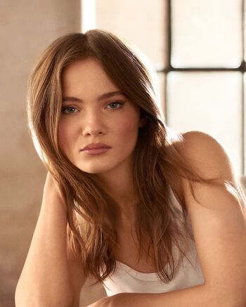 Freya Allan