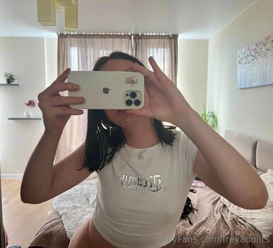 Full leaked Freyadollts page private photo